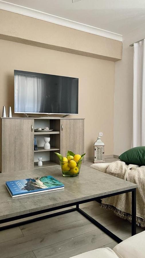 The Acropolis Cave Apartment Athens Exterior photo